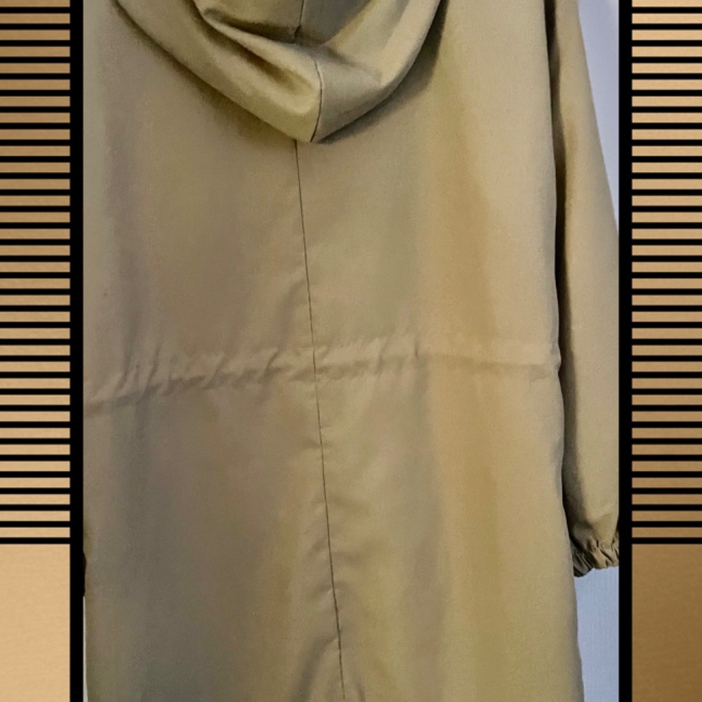 Light weight jacket - Picture 2 of 3